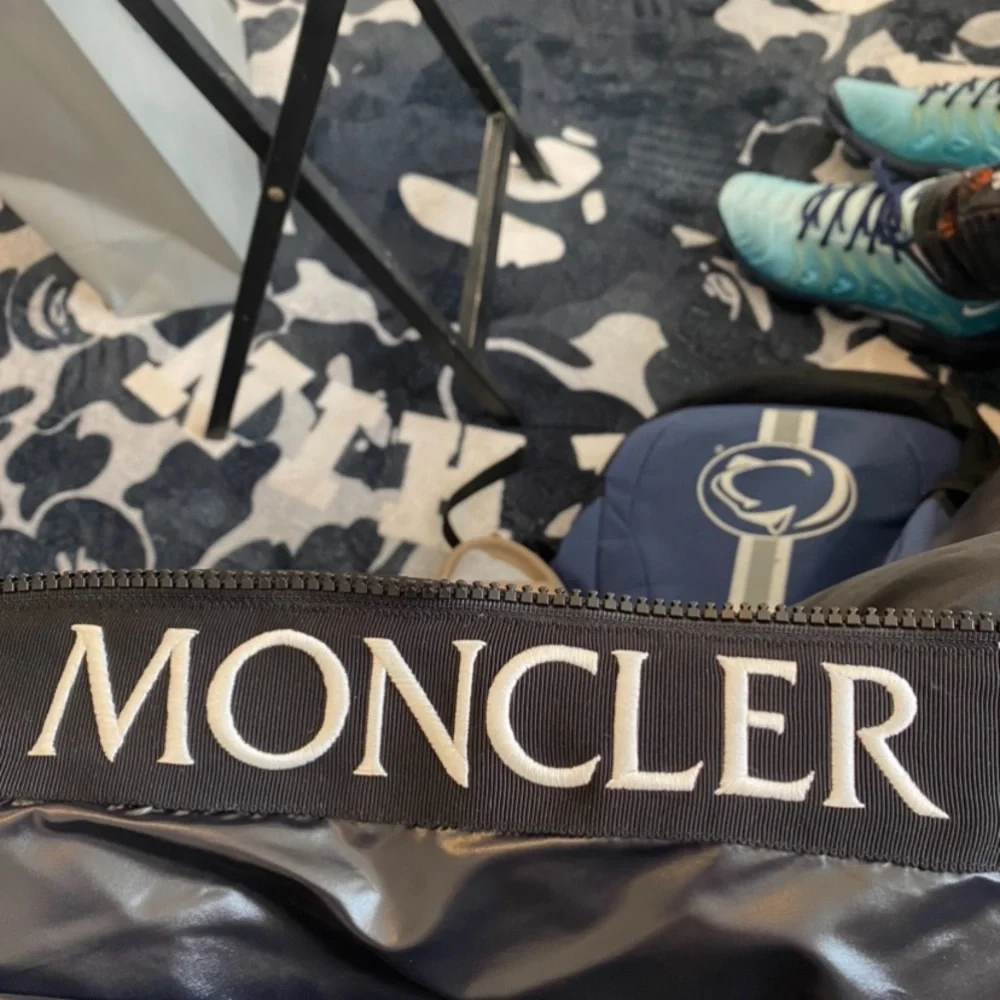 Moncler jacket - Picture 5 of 5